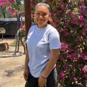 Meet your Posher, Angelica